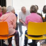 Cómo encontrar apoyo comunitario para cuidadores familiares